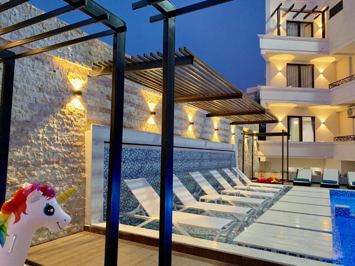 Hotel Princess & Spa Улцинь Екстер'єр фото